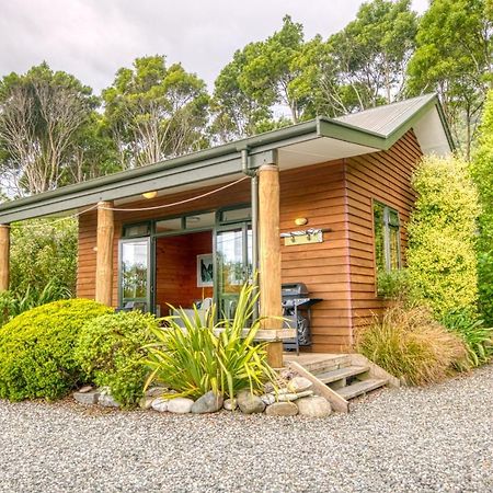 Paparoa Beach Hideaway With Hot Tub Barrytown Exteriör bild